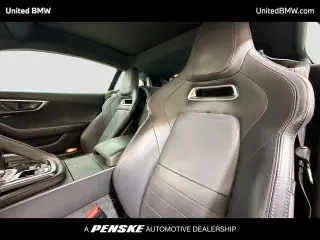Jaguar F-TYPE 2018 340HP 2dr Coupe 8A