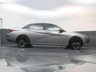 Hyundai ELANTRA 2023 SEL 4dr Sedan