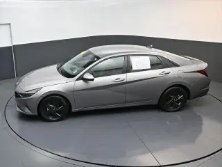 Hyundai ELANTRA 2023 SEL 4dr Sedan