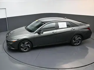 Hyundai ELANTRA 2025 SEL Sport 4dr Sedan