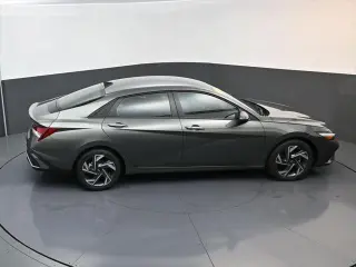 Hyundai ELANTRA 2025 SEL Sport 4dr Sedan