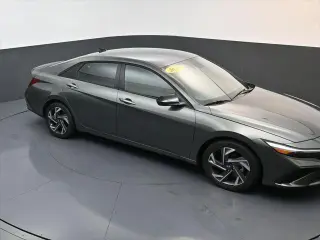 Hyundai ELANTRA 2025 SEL Sport 4dr Sedan