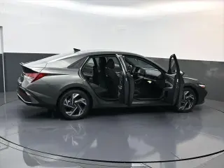 Hyundai ELANTRA 2025 SEL Sport 4dr Sedan