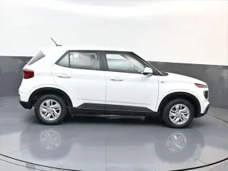 Hyundai VENUE 2026 SE 4dr Crossover