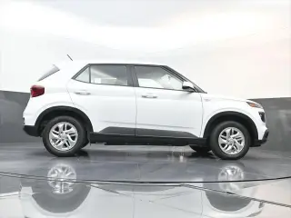 Hyundai VENUE 2026 SE 4dr Crossover
