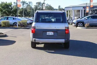 Honda Element 2004 AWD EX 4dr SUV w/Side Airbags