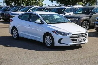 Hyundai ELANTRA 2018 SE 4dr Sedan 6M (US)