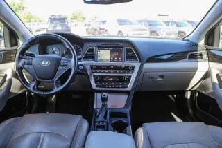 Hyundai SONATA Plug-in Hybrid 2016 Limited 4dr Sedan