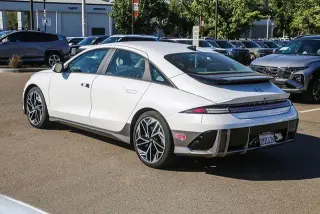 Hyundai IONIQ 6 2024 SEL 4dr Sedan