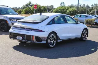 Hyundai IONIQ 6 2024 SEL 4dr Sedan