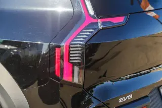 Kia EV9 2024 Light Long Range 4dr SUV