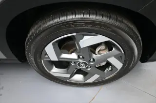 Hyundai VENUE 2024 SEL 4dr Crossover