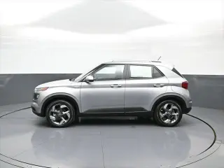Hyundai VENUE 2024 SEL 4dr Crossover