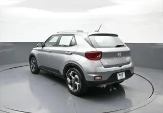 Hyundai VENUE 2024 SEL 4dr Crossover