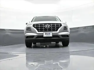 Hyundai VENUE 2024 SEL 4dr Crossover