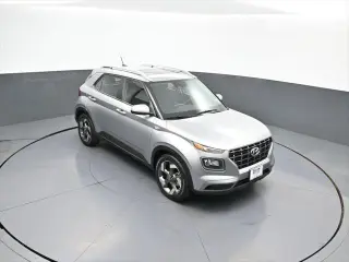 Hyundai VENUE 2024 SEL 4dr Crossover