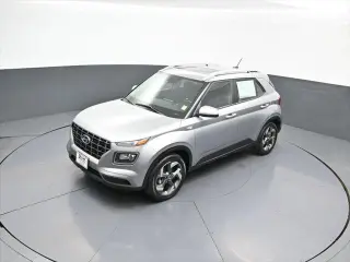 Hyundai VENUE 2024 SEL 4dr Crossover