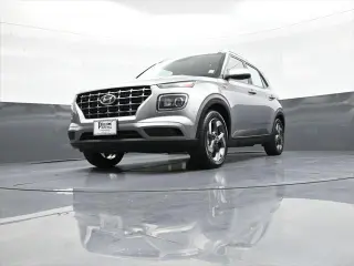 Hyundai VENUE 2024 SEL 4dr Crossover