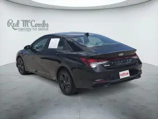 Hyundai ELANTRA 2023 SEL 4dr Sedan