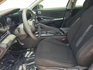Hyundai ELANTRA 2024 SEL 4dr Sedan