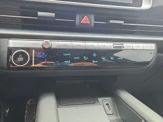 Hyundai IONIQ 6 2024 Limited 4dr Sedan