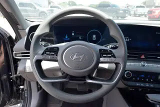 Hyundai ELANTRA 2024 SEL 4dr Sedan
