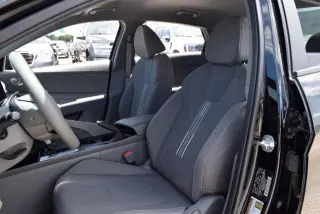 Hyundai ELANTRA 2024 SEL 4dr Sedan