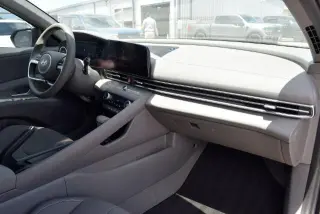 Hyundai ELANTRA 2024 SEL 4dr Sedan