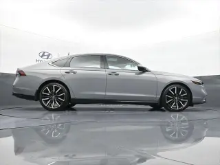 Honda Accord Hybrid 2025 Touring 4dr Sedan