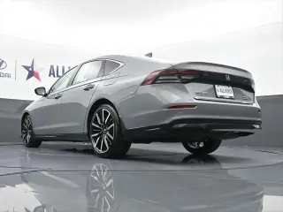 Honda Accord Hybrid 2025 Touring 4dr Sedan