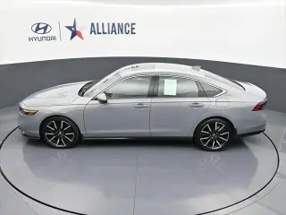 Honda Accord Hybrid 2025 Touring 4dr Sedan