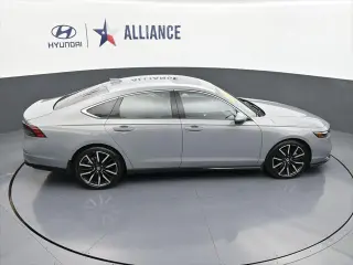 Honda Accord Hybrid 2025 Touring 4dr Sedan