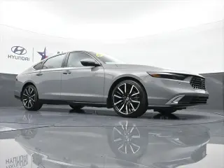 Honda Accord Hybrid 2025 Touring 4dr Sedan