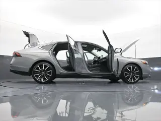 Honda Accord Hybrid 2025 Touring 4dr Sedan