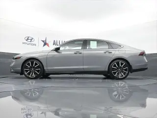 Honda Accord Hybrid 2025 Touring 4dr Sedan