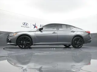 Nissan Altima 2022 AWD 2.5 SR 4dr Sedan