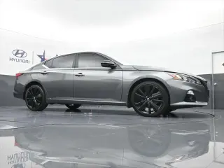 Nissan Altima 2022 AWD 2.5 SR 4dr Sedan