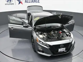 Nissan Altima 2022 AWD 2.5 SR 4dr Sedan