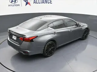 Nissan Altima 2022 AWD 2.5 SR 4dr Sedan