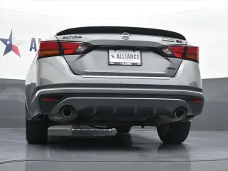 Nissan Altima 2022 AWD 2.5 SR 4dr Sedan