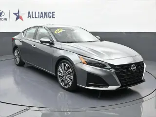 Nissan Altima 2023 2.5 SL 4dr Sedan