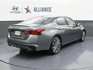 Nissan Altima 2023 2.5 SL 4dr Sedan