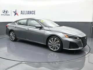 Nissan Altima 2023 2.5 SL 4dr Sedan