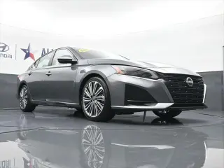 Nissan Altima 2023 2.5 SL 4dr Sedan