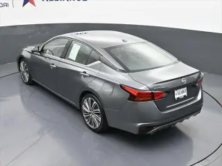 Nissan Altima 2023 2.5 SL 4dr Sedan