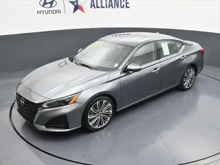 Nissan Altima 2023 2.5 SL 4dr Sedan