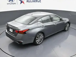 Nissan Altima 2023 2.5 SL 4dr Sedan