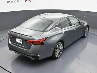 Nissan Altima 2023 2.5 SL 4dr Sedan