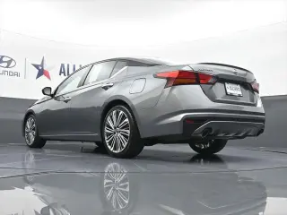 Nissan Altima 2023 2.5 SL 4dr Sedan
