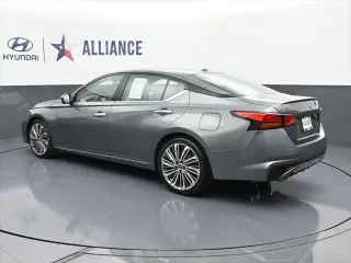 Nissan Altima 2023 2.5 SL 4dr Sedan